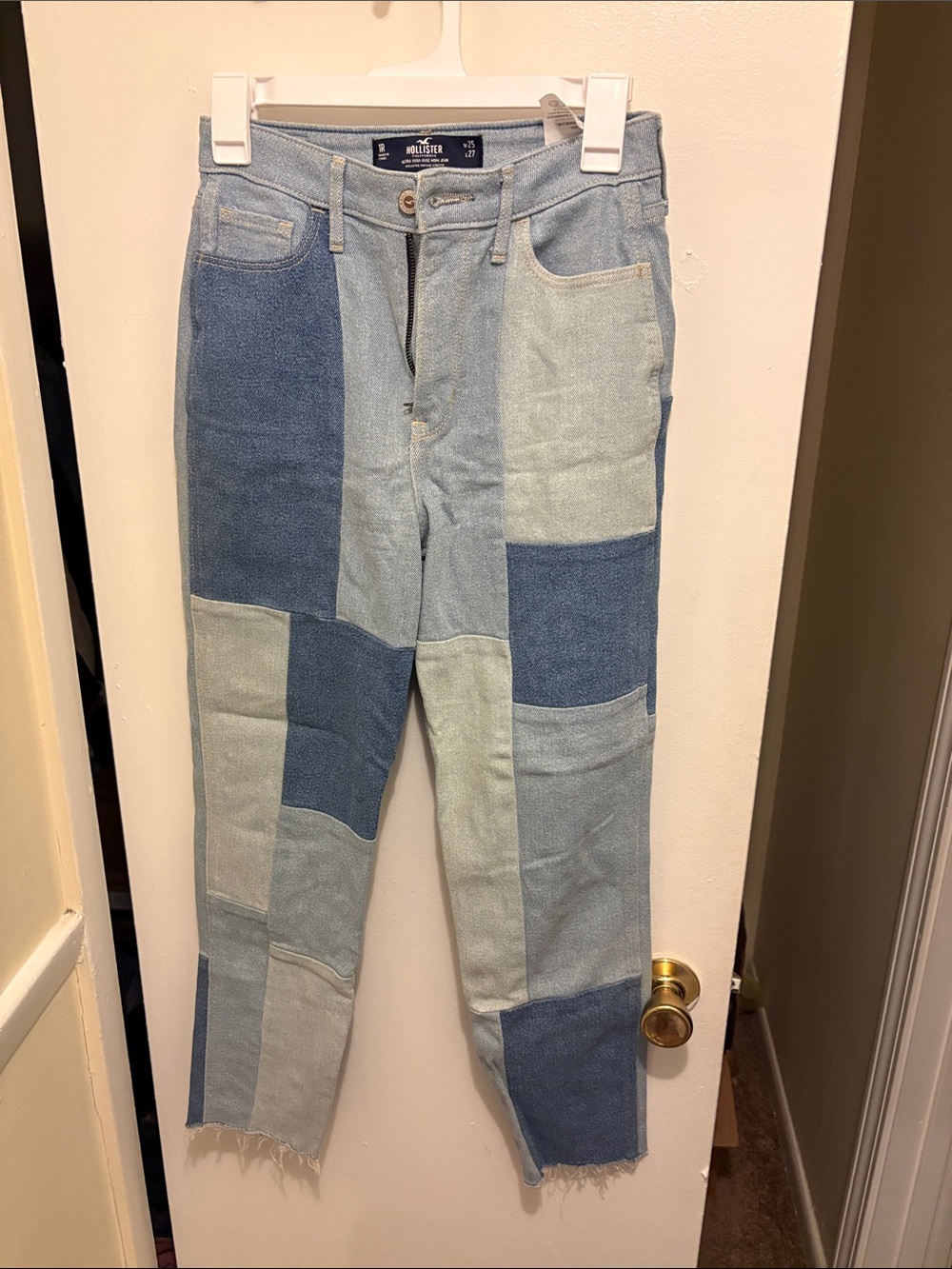 Hollister Men's Two-Tone Blue Patchwork Straight Jeans